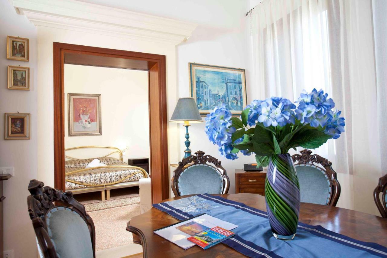 Ferienwohnung Di.Gianfranco Piano Nobile Venedig Exterior foto